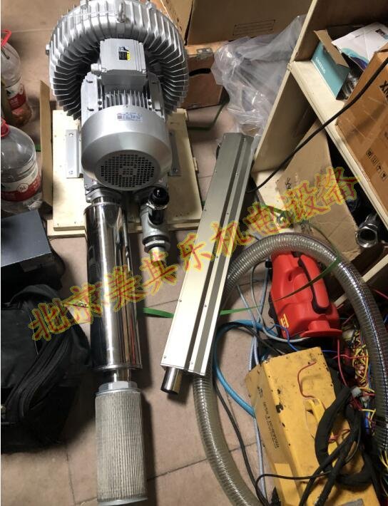 吹瓶機(jī)吹干風(fēng)機(jī),配置風(fēng)刀使用